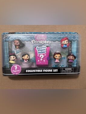Disney Doorables Princess Figure Pack - Blue and Pink